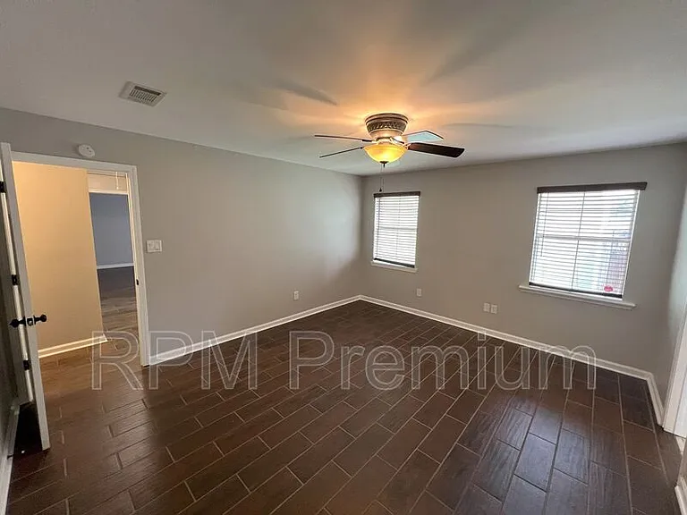 522 Fawn Lake Dr — Photo 31