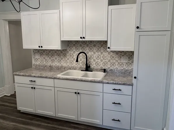 635 5th St, Huntington, WV 25701