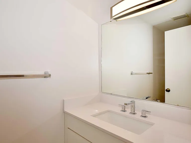 1075 N Old Woodward Ave — Photo 13