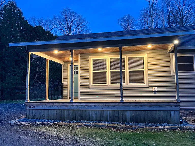 2600 Howlett Hill Rd — Photo 21