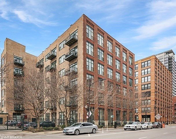 1st image of 701 W Jackson Blvd APT 203C