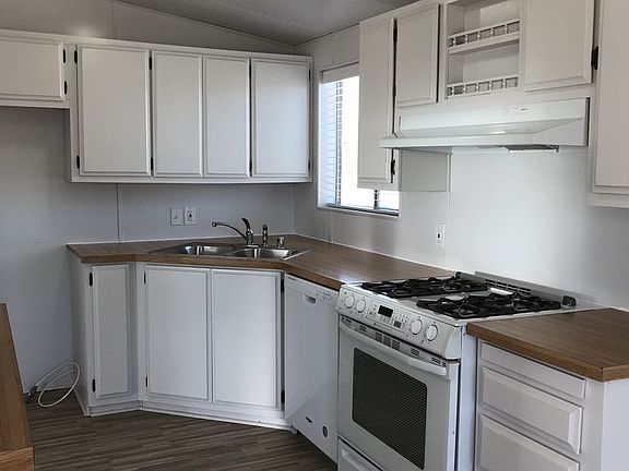 4th image of 42683 Duntroon St