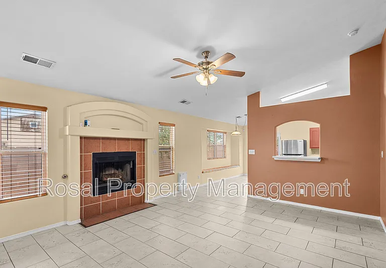 2305 Maiden Grass Rd NW — Photo 2