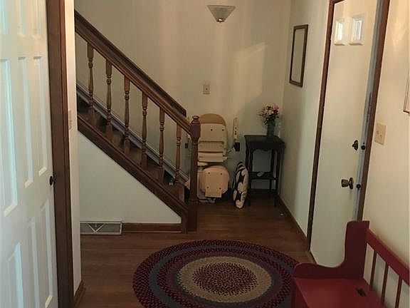 5th image of 76 Byeberry Ct