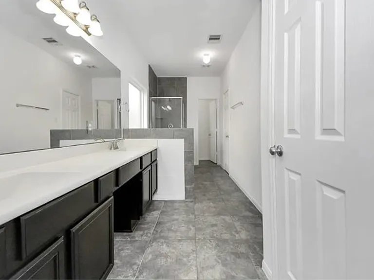 3727 Varna Ct — Photo 21
