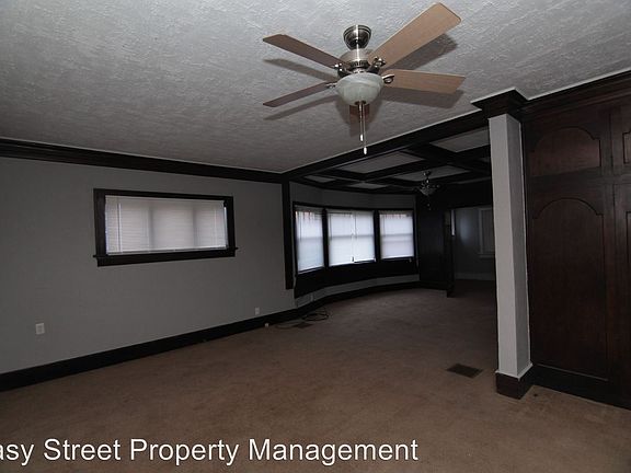 2nd image of 1201 Glenhurst Ct