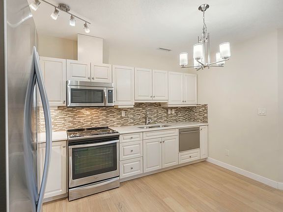 5th image of 2755 109th St NW #207