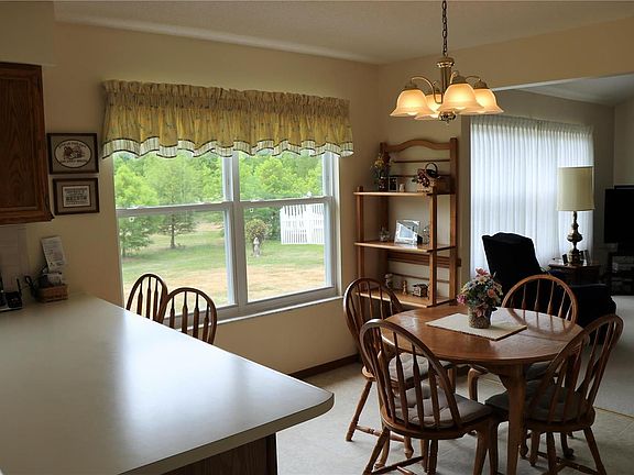4th image of 248 Waterford Crystal Dr