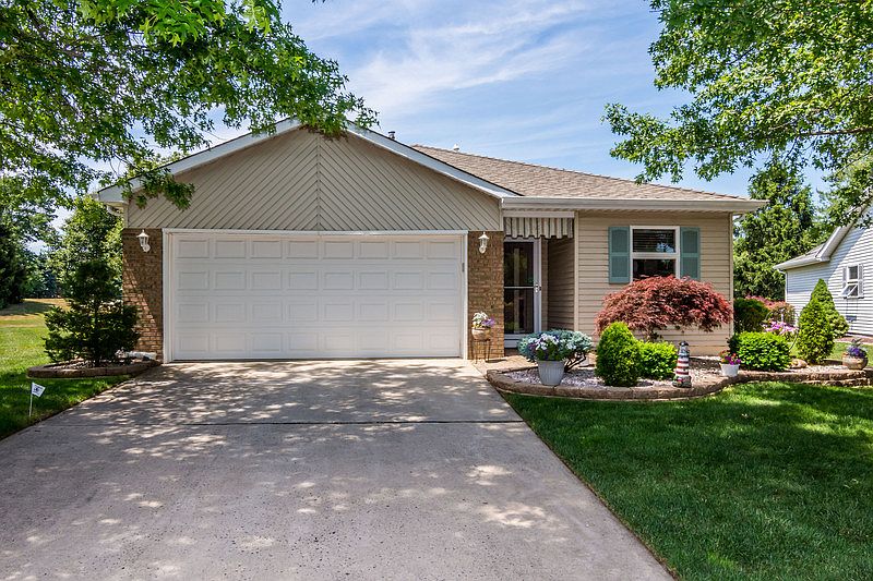 1st image of 1470 Falconcrest Ct
