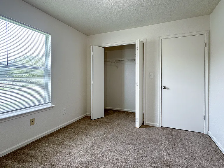 Camellia Trace Apartments — Photo 25