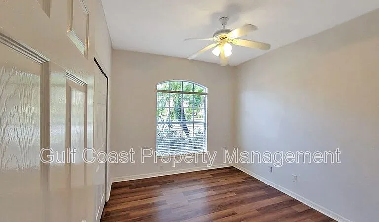 6836 Bay Hill Dr — Photo 7