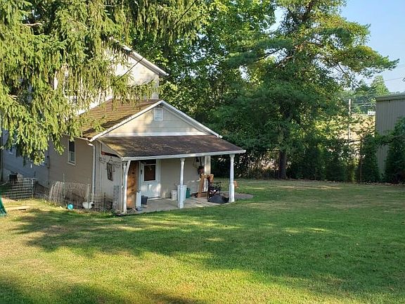 Backyard 
Treehouse
Sandbox