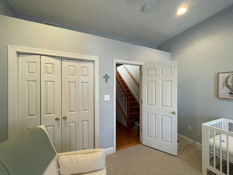 3211 Dillon St — Photo 12