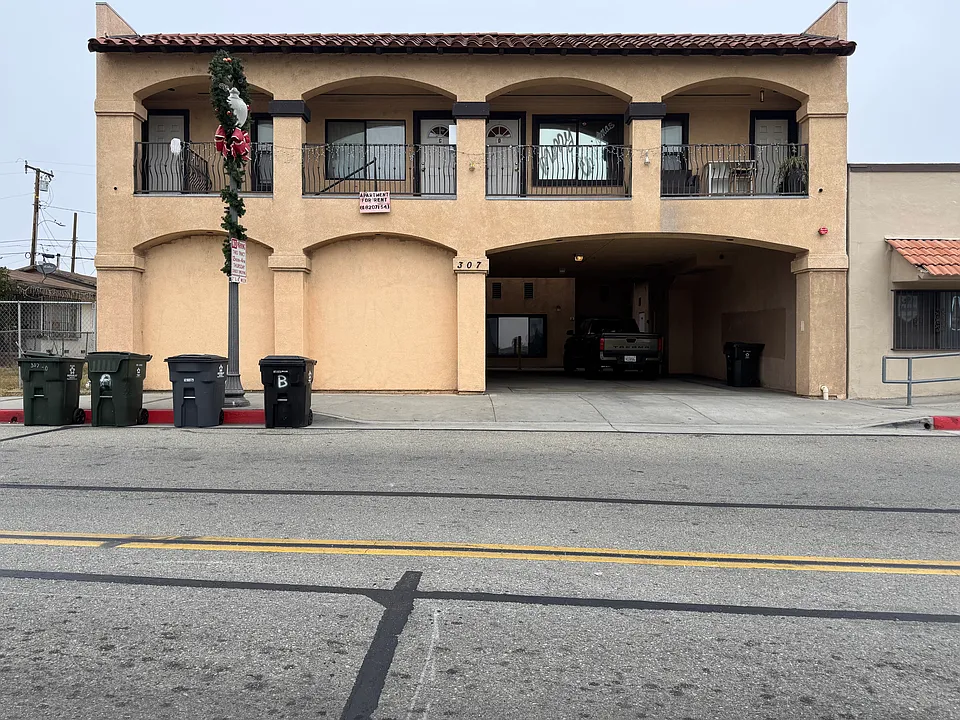 307 W Santa Fe Ave #A