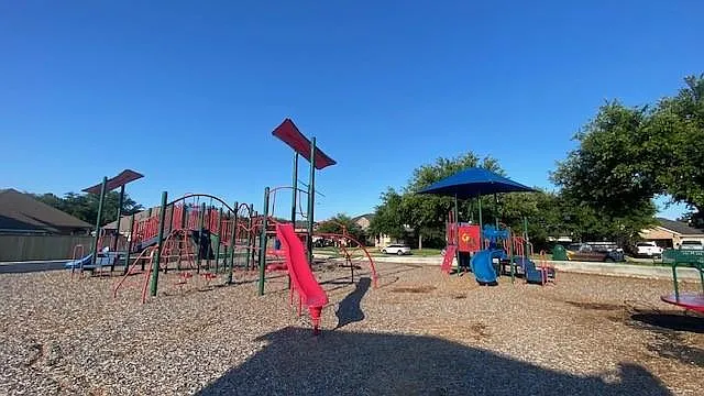 16807 Chaco Canyon Ct — Photo 24