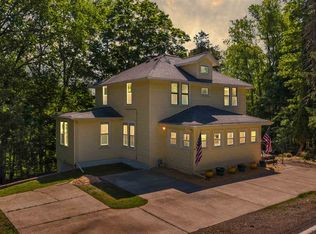 9851 Vfw Rd, Eaton Rapids, MI 48827