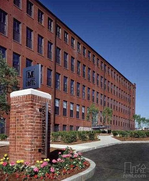 2nd image of 1107 Mississippi Ave APT 307