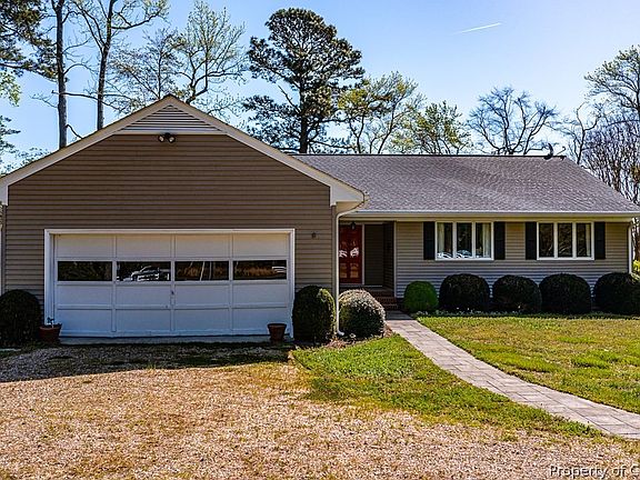 2nd image of 903 Clark Point Dr