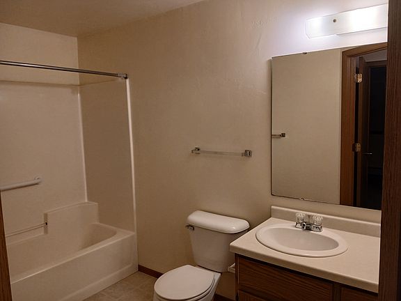 2nd image of 101 Van Hecke Ave #3