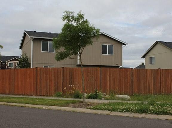 5th image of 16523 Rainier View Dr SE