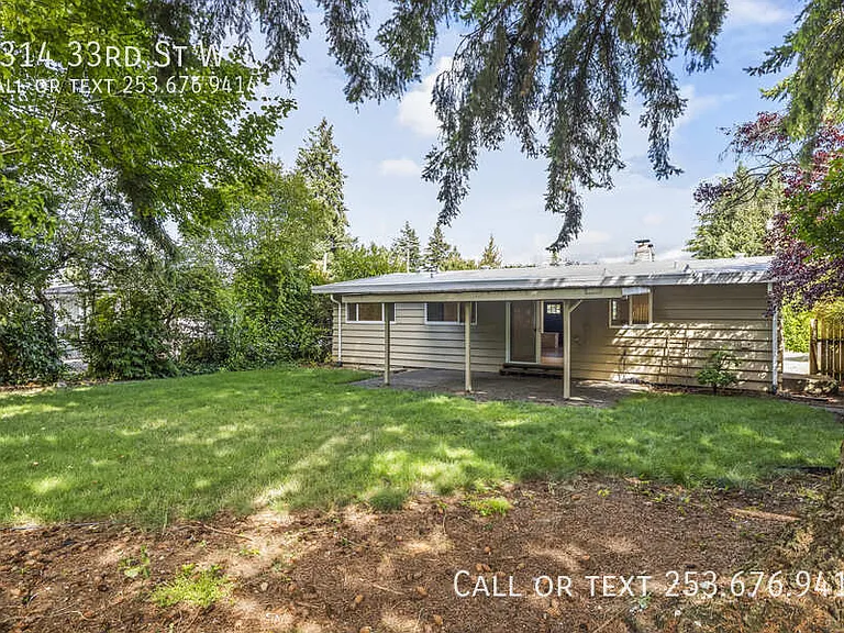 8314 33rd St W — Photo 18