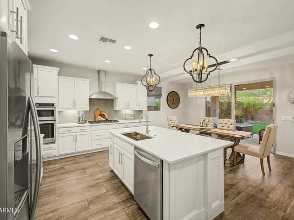 2906 E SANDS Drive, Phoenix, AZ 85050