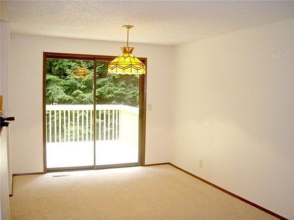 5th image of 7471 Nikomis Ln NW