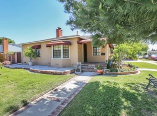 3870 N Greenbrier Rd, Long Beach, CA 90808