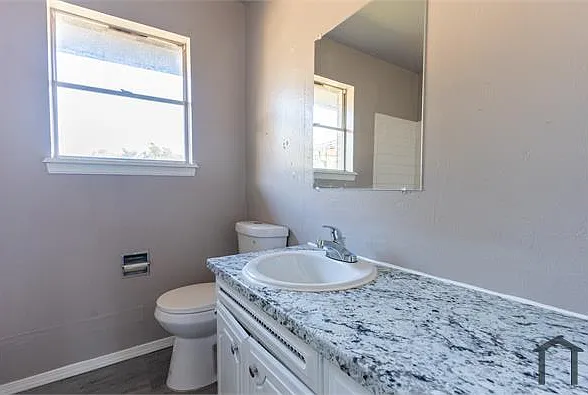 3721 Parkwoods Ln — Photo 22