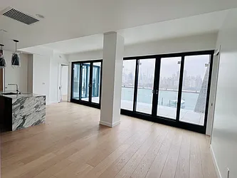 Sold by United Real Estate Fortune