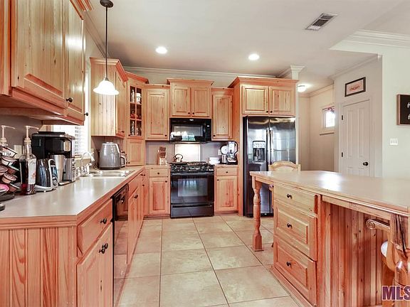 5th image of 6718 Sandy Creek Ln