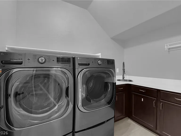 608 Highland Bluff Way — Photo 21