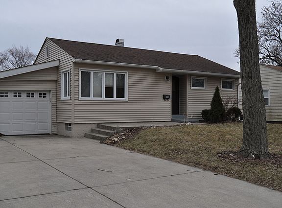 3rd image of 808 Kenilworth Ave