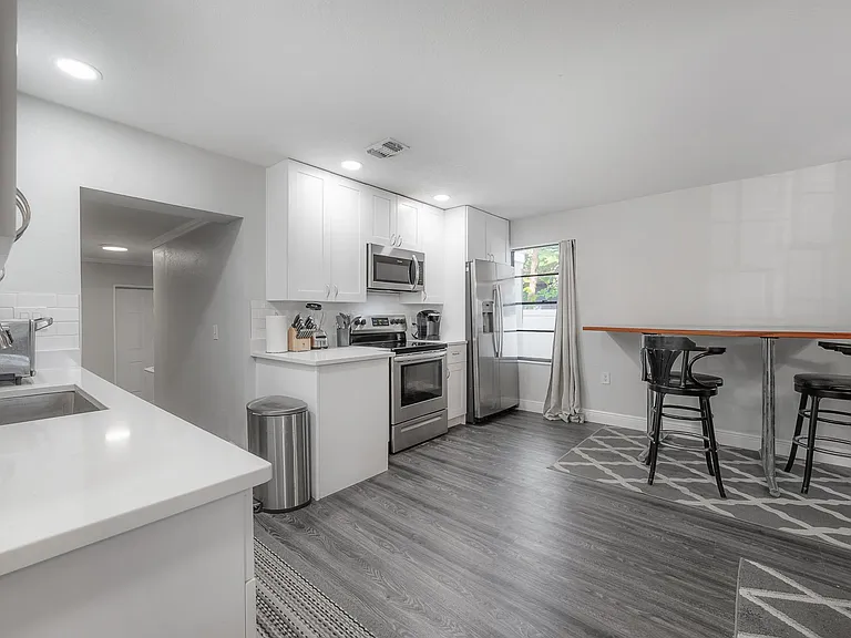 1428 E Mohawk Ave — Photo 12