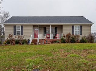 1814 Beech Ct, Burlington, NC 27217