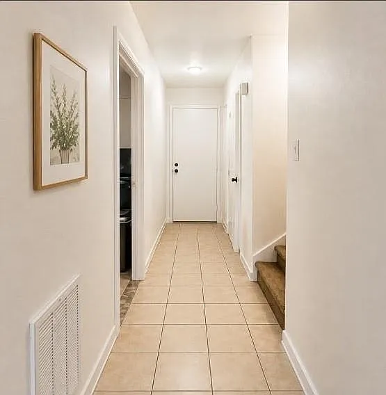 7805 Leonora St — Photo 2