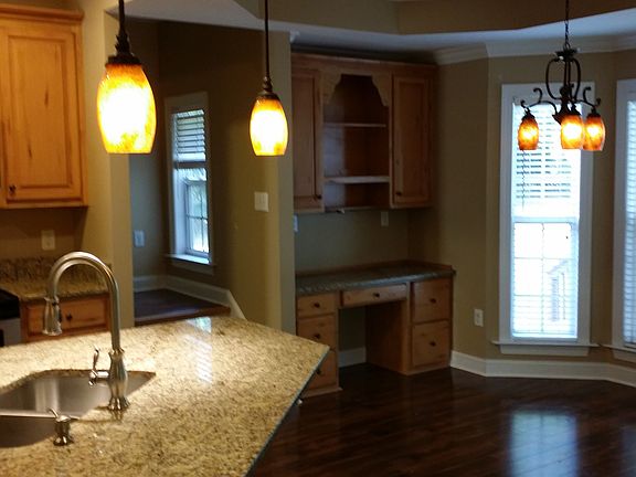 Kitchen w/Granite, and dining area