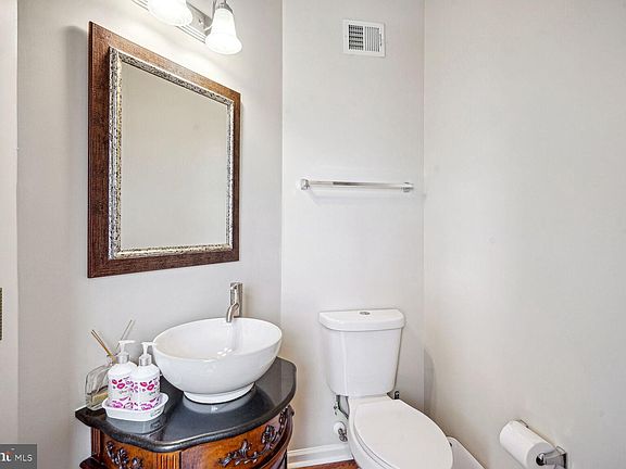 4th image of 15207 Torbay Way