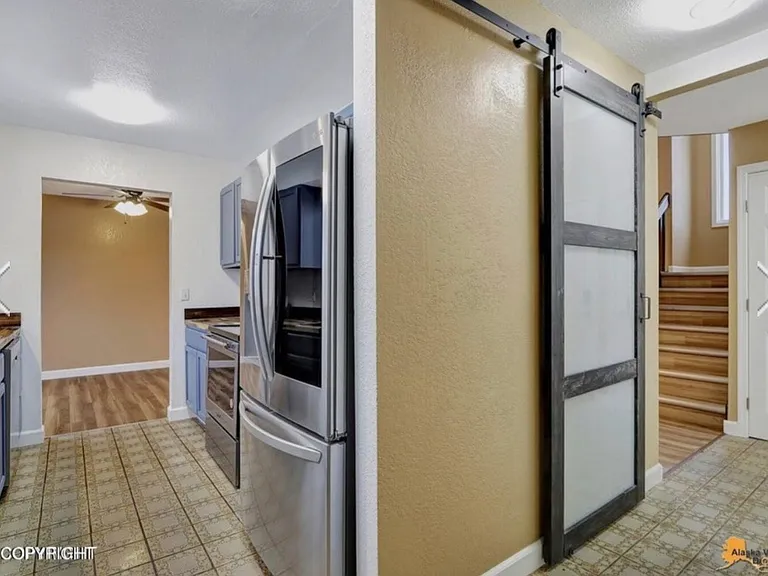 2905 Turnagain St — Photo 19