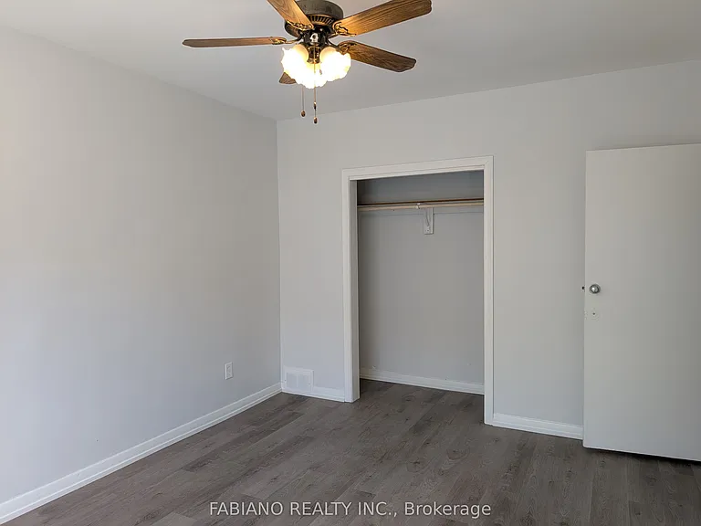 5 Hertford Ave #2 — Photo 15