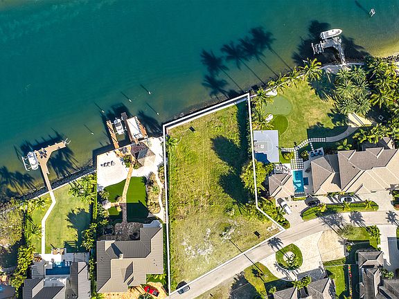 3rd image of 14100 Paradise Point Road