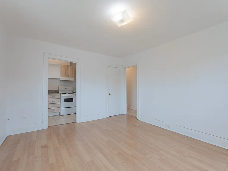 5 Donlands Ave — Photo 10