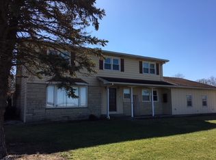 565 N 8th St, Sheldon, IL 60966