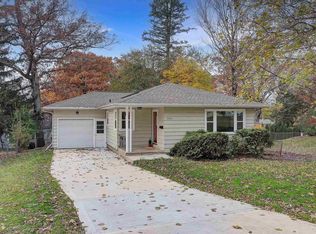 4507 Shore Acres Rd, Monona, WI 53716