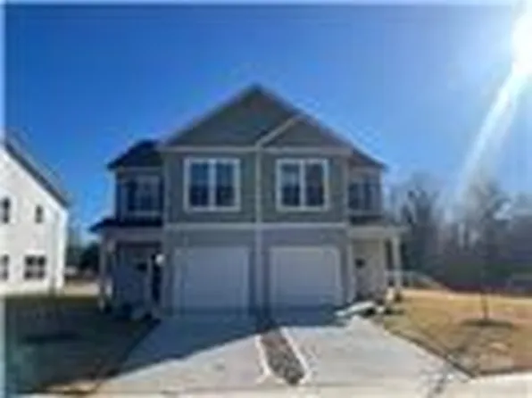 616 Smith St #A, Mooresville, NC 28115