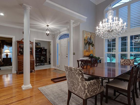 5th image of 364 Lakemont Cir