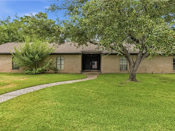 3901 Oak Bend Dr, Bryan, TX 77802