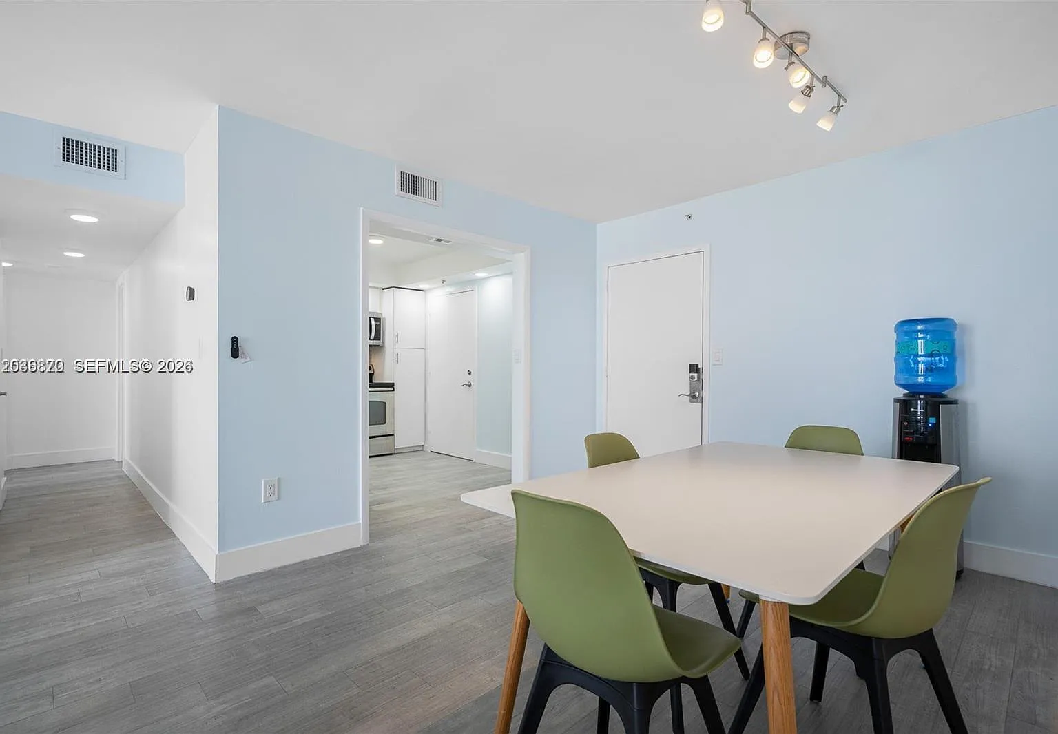 Commodore Plaza Condo — Photo 1