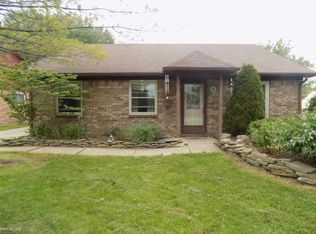 18235 Eastland St, Roseville, MI