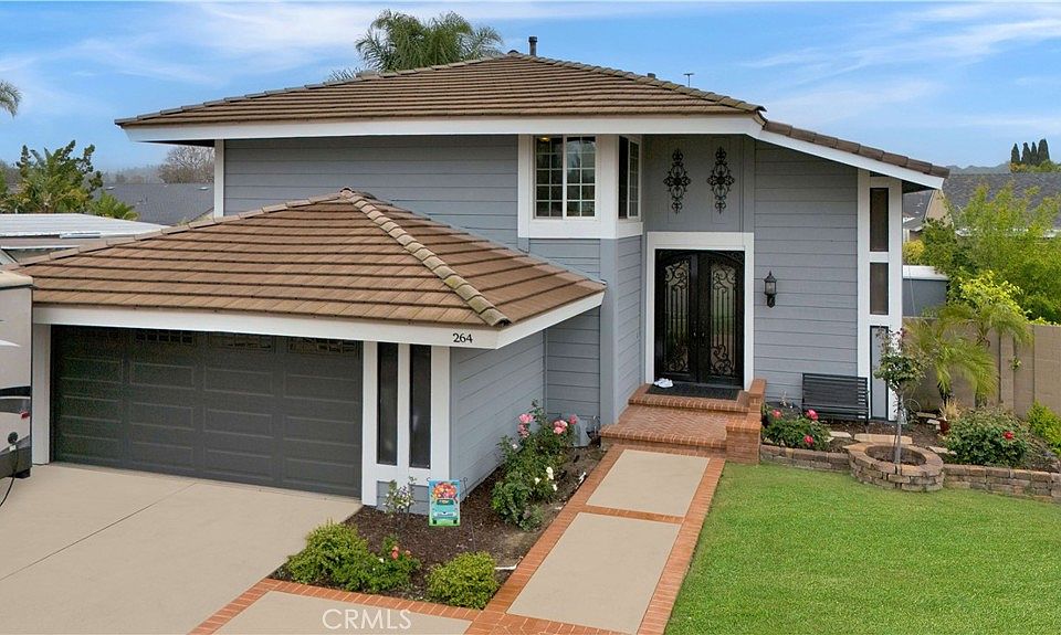 1st image of 264 N Paseo Campo